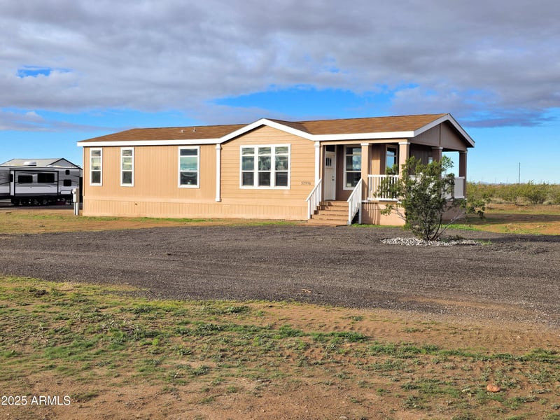 32916 228th Dr, Wittmann, AZ 85361