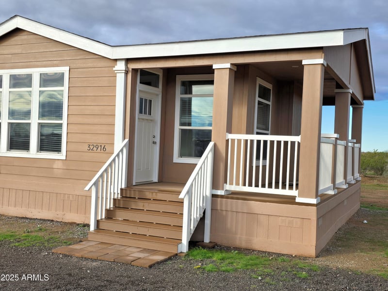 32916 228th Dr, Wittmann, AZ 85361
