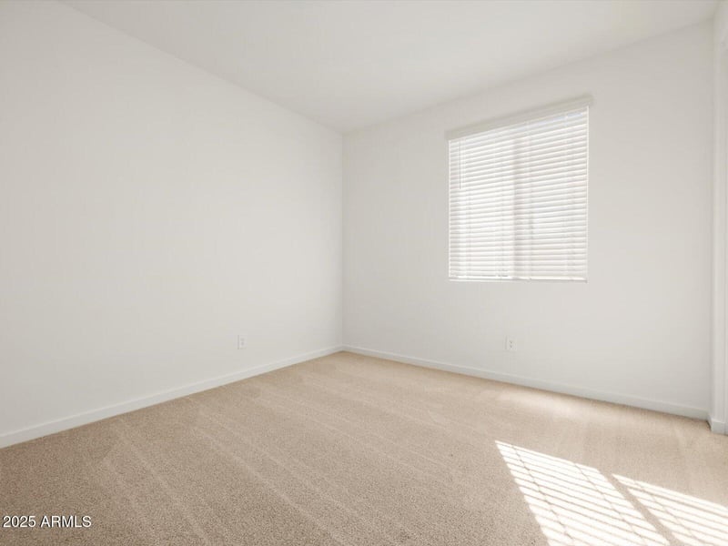 32929 Claret Ct, San Tan Valley, AZ 85143