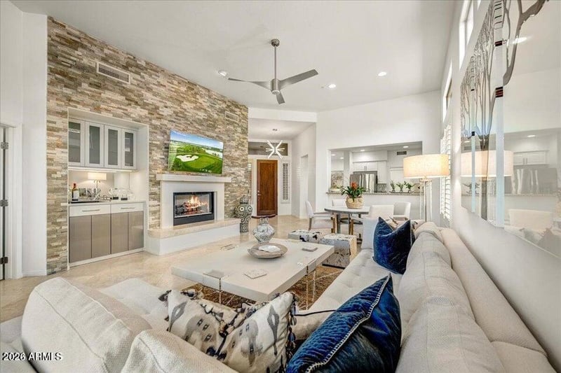 32931 N 70th St, Scottsdale, AZ 85266