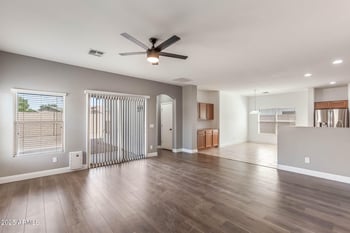 3294 Hayden Peak Dr, San Tan Valley, AZ 85144