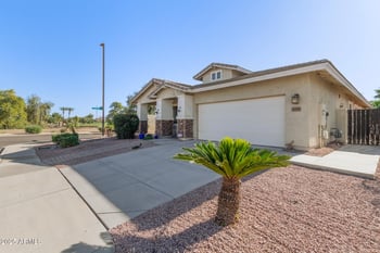 3295 Castanets Dr, Gilbert, AZ 85298