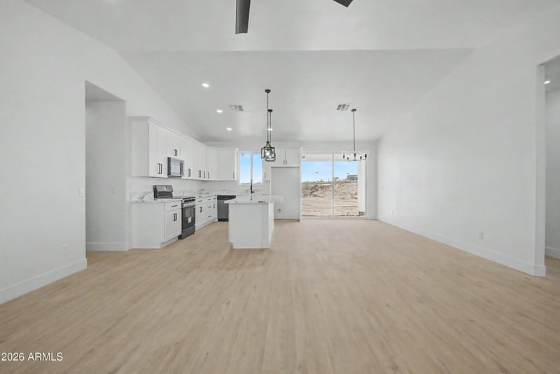 32959 W Elwood St, Tonopah, AZ 85354