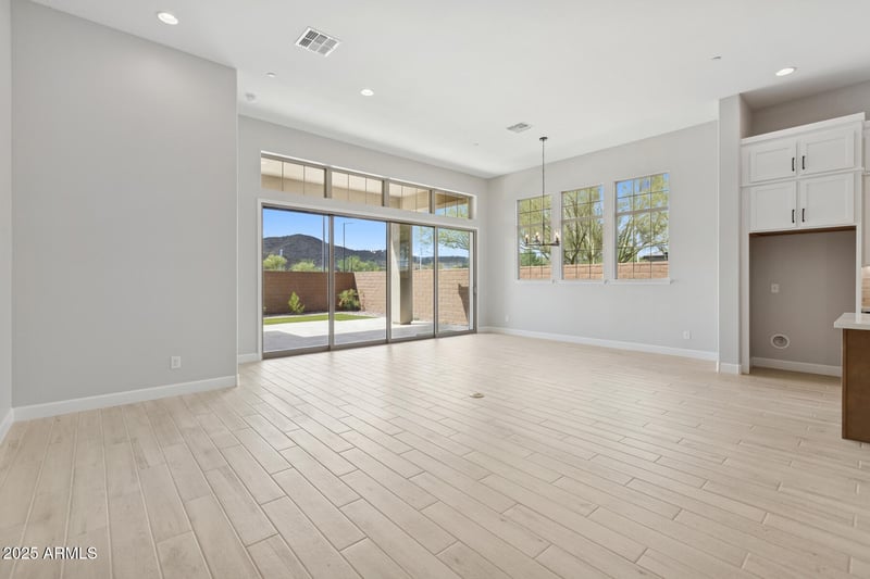 32978 132nd Ln, Peoria, AZ 85383