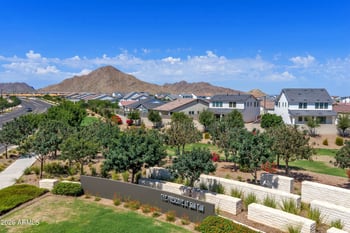 3298 Garnet St, San Tan Valley, AZ 85144