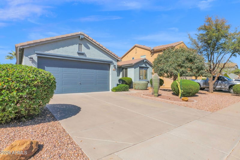 32986 Pebble Creek Dr, San Tan Valley, AZ 85143