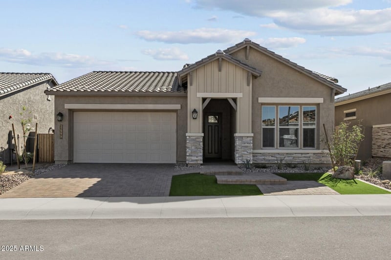 32994 131st Dr, Peoria, AZ 85383