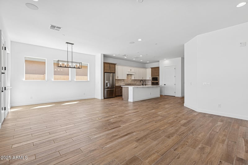 32995 131st Dr, Peoria, AZ 85383