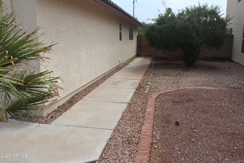 33 Poplar Way, Chandler, AZ 85226