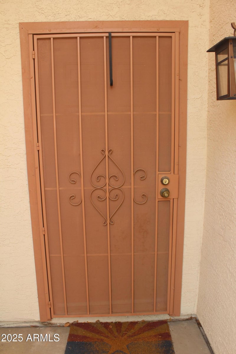 33 Poplar Way, Chandler, AZ 85226