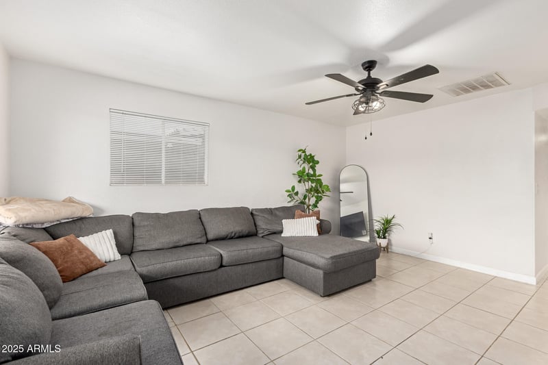 33 Whyman Ave, Avondale, AZ 85323