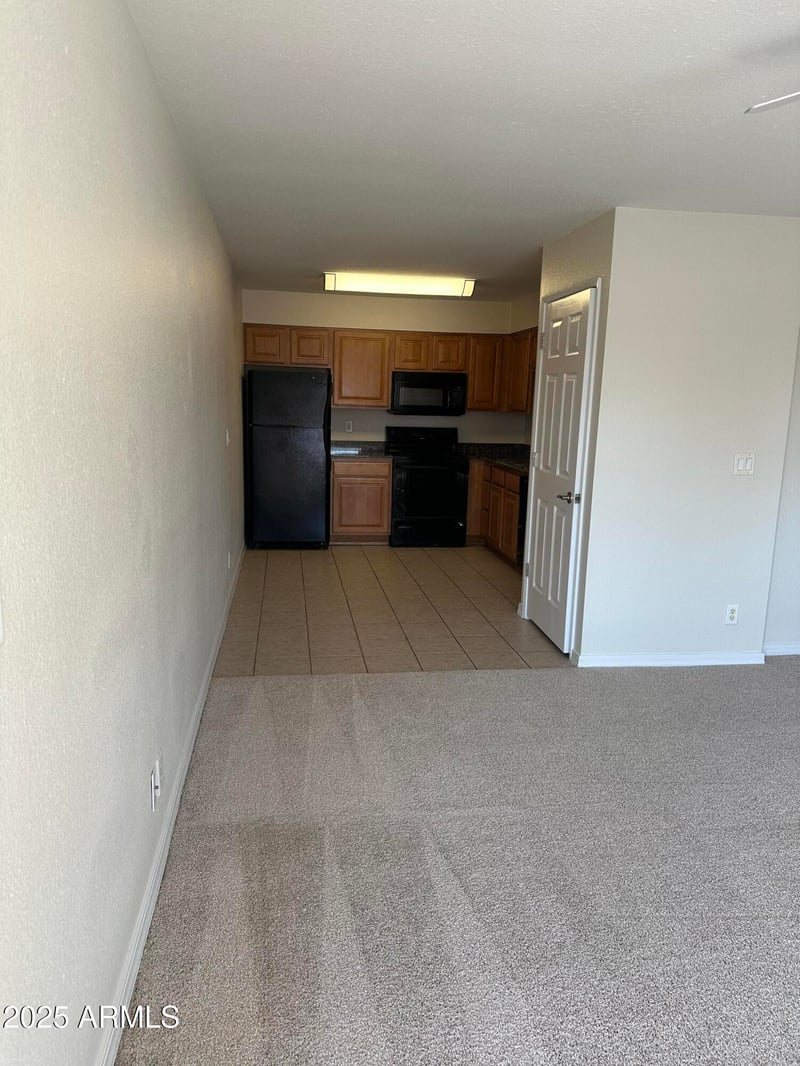 330 Beck Ave #211, Tempe, AZ 85281
