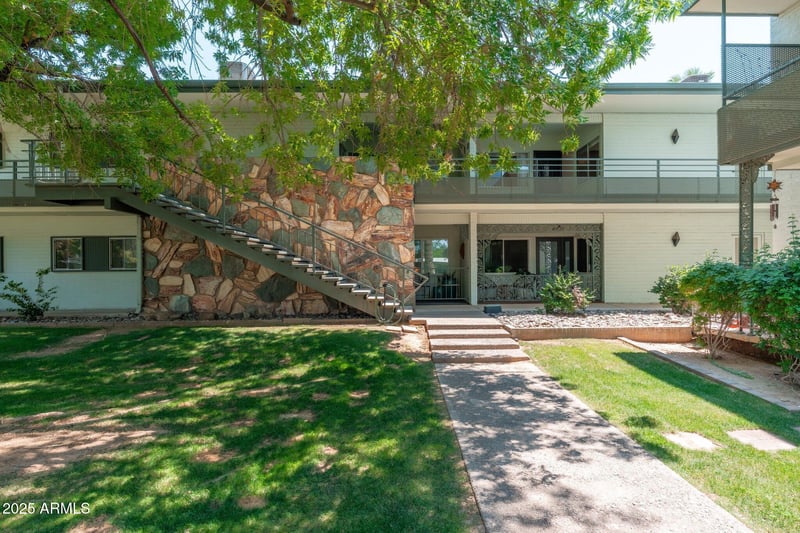 330 Maryland Ave #207, Phoenix, AZ 85013