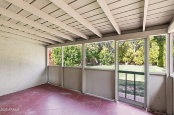 330 Medlock Dr, Phoenix, AZ 85012