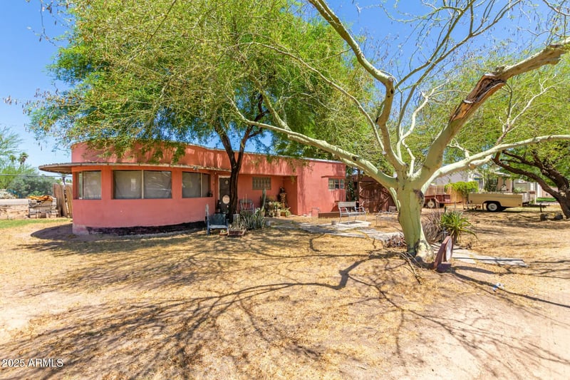 330 Minnezona Ave, Phoenix, AZ 85013