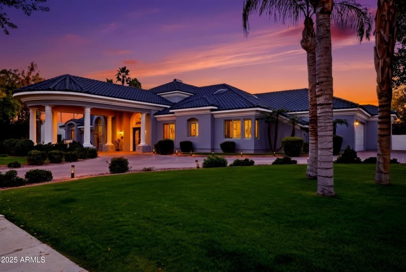 330 Cloverfield Cir, Litchfield Park, AZ 85340