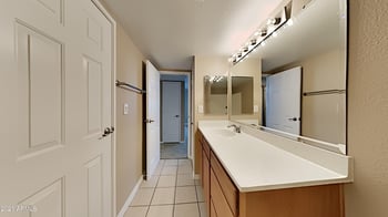 330 S Beck Ave #122, Tempe, AZ 85281