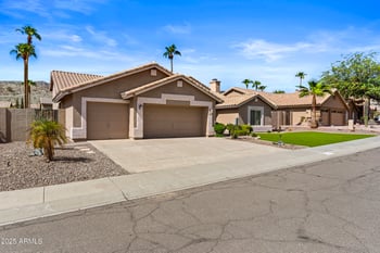 330 South Fork Dr, Phoenix, AZ 85048