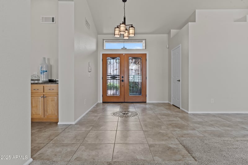 330 South Fork Dr, Phoenix, AZ 85048
