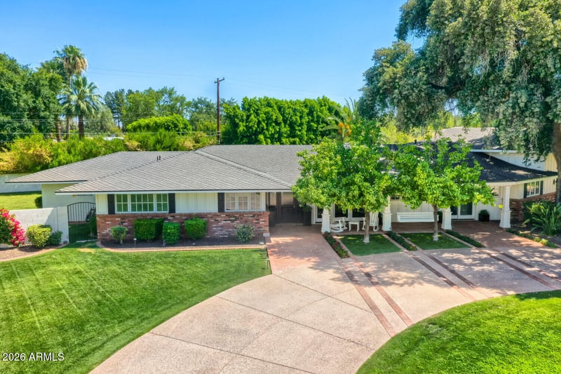330 W Lawrence Rd, Phoenix, AZ 85013