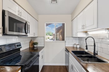 330 W Tonopah Dr #5, Phoenix, AZ 85027