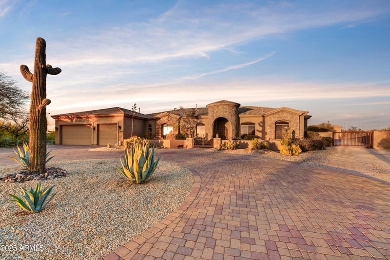 33001 N 47th Way, Cave Creek, AZ 85331