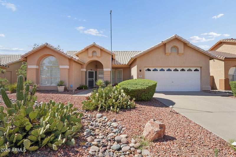 3301 E Behrend Dr, Phoenix, AZ 85050