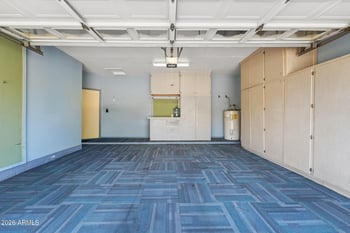 3301 E Behrend Dr, Phoenix, AZ 85050