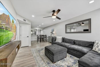 3301 E Earll Dr #102, Phoenix, AZ 85018