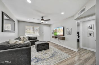 3301 E Earll Dr #102, Phoenix, AZ 85018