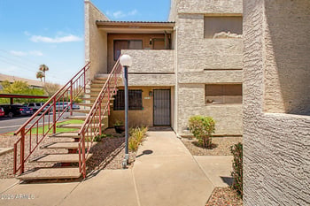 3301 E Earll Dr #120, Phoenix, AZ 85018