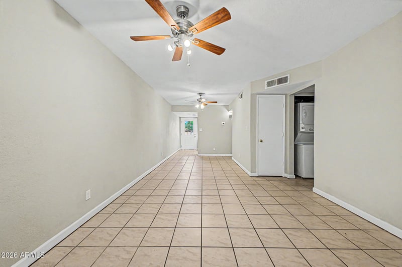 3301 Earll Dr #120, Phoenix, AZ 85018