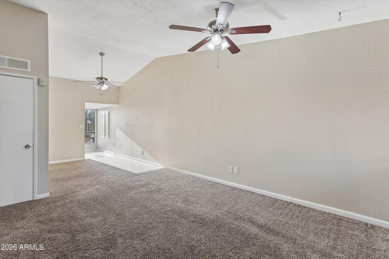 3301 E Earll Dr #223, Phoenix, AZ 85018