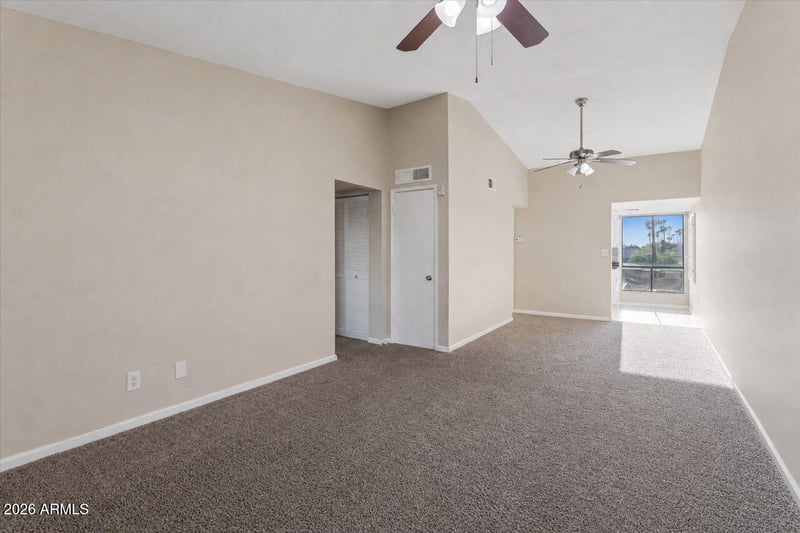 3301 E Earll Dr #223, Phoenix, AZ 85018