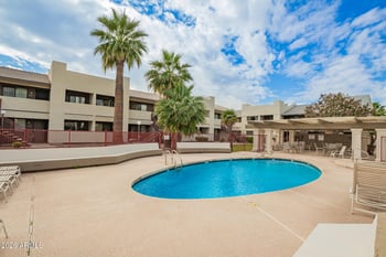 3301 Earll Dr #120, Phoenix, AZ 85018