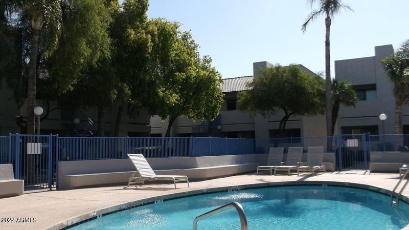 3301 Earll Dr #219, Phoenix, AZ 85018