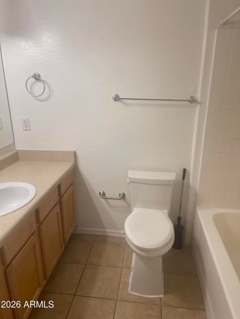 3301 Earll Dr #219, Phoenix, AZ 85018