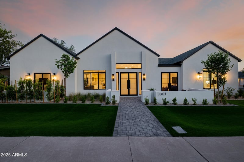 3301 Elm St, Phoenix, AZ 85018