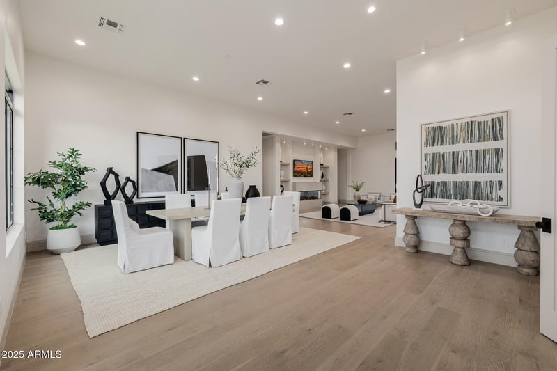 3301 Elm St, Phoenix, AZ 85018
