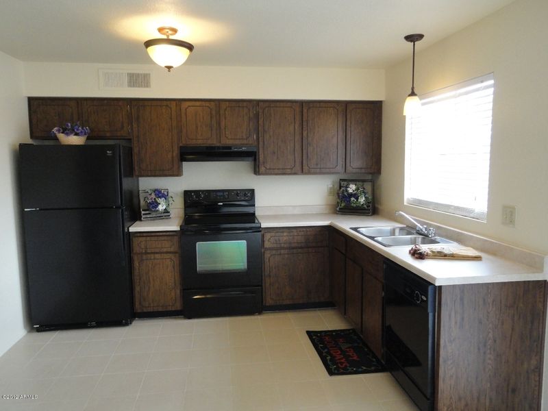 3301 W Mohawk Ln, Phoenix, AZ 85027