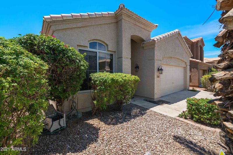 3301 W Ross Dr, Chandler, AZ 85226