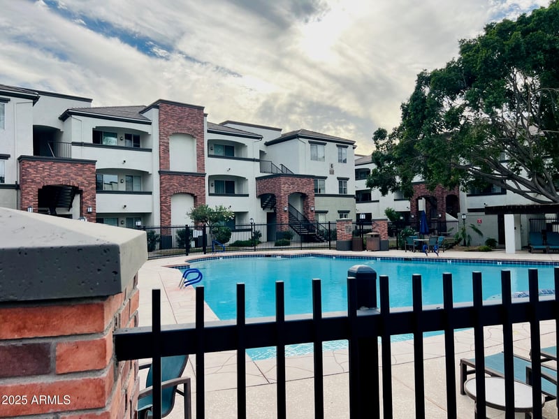 3302 7th St #111, Phoenix, AZ 85014