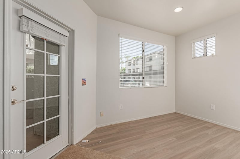 3302 7th St #137, Phoenix, AZ 85014
