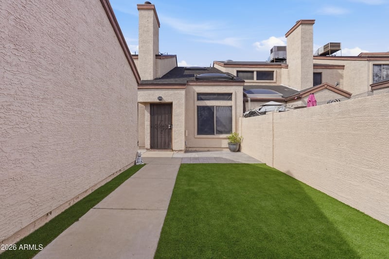 3302 E Aire Libre Ave #102, Phoenix, AZ 85032
