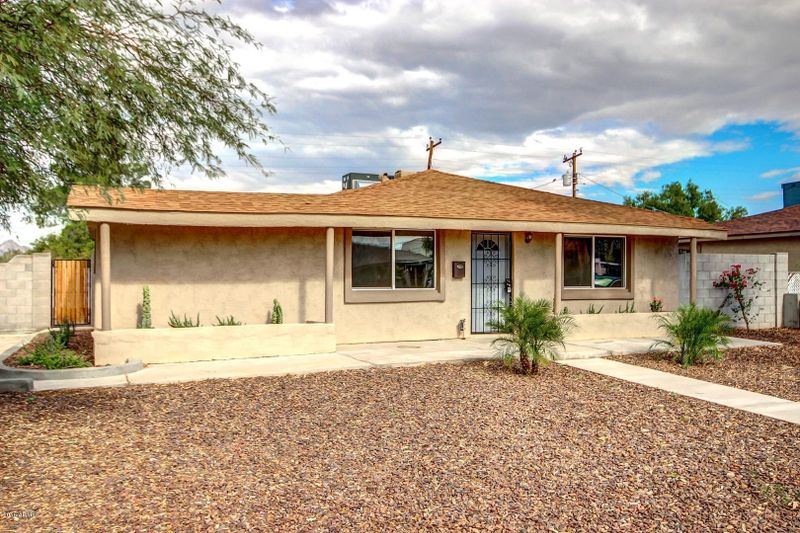 3302 E Almeria Rd, Phoenix, AZ 85008
