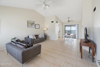 3302 E Wescott Dr, Phoenix, AZ 85050
