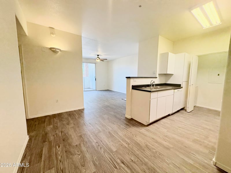 3302 N 7th St #105, Phoenix, AZ 85014