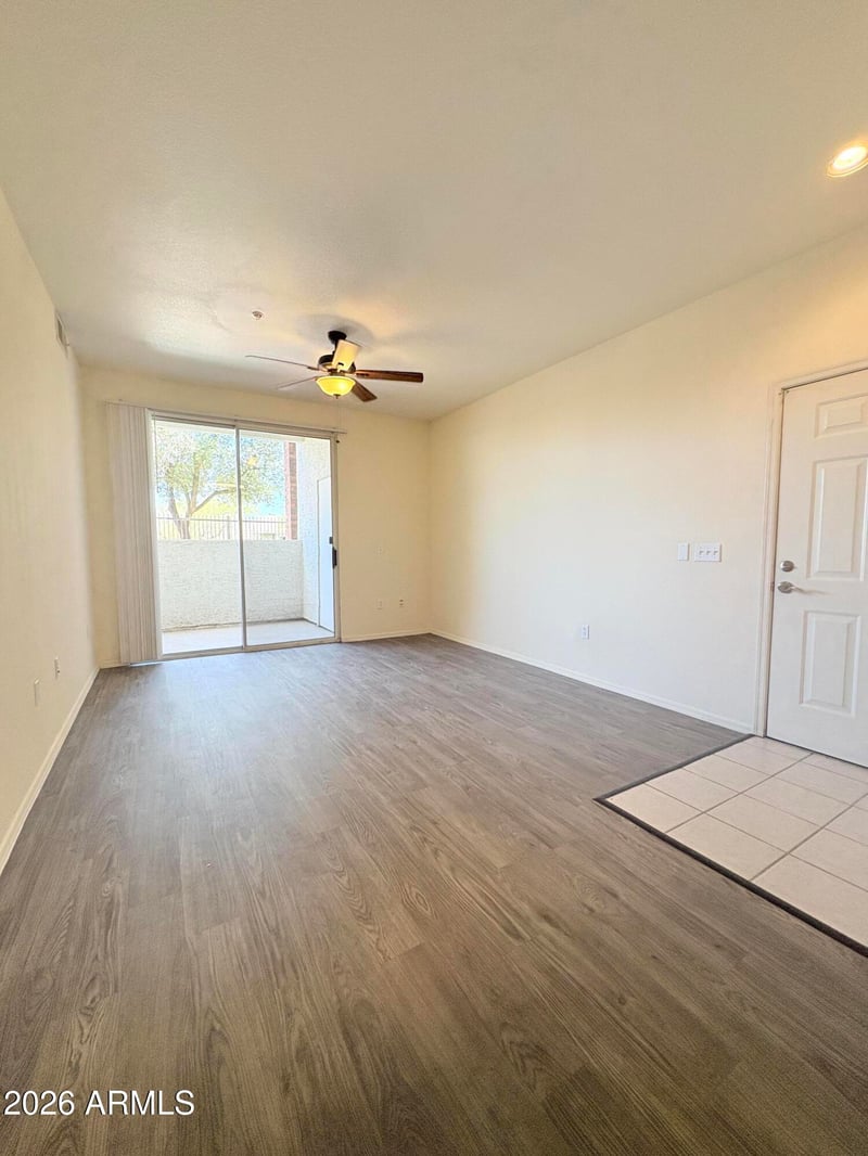 3302 N 7th St #105, Phoenix, AZ 85014