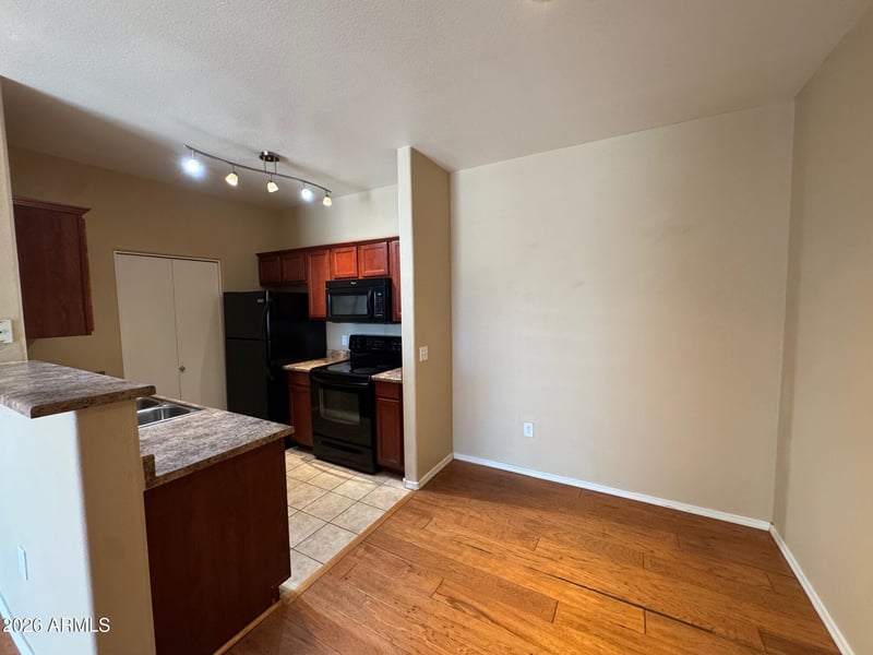 3302 N 7th St #135, Phoenix, AZ 85014