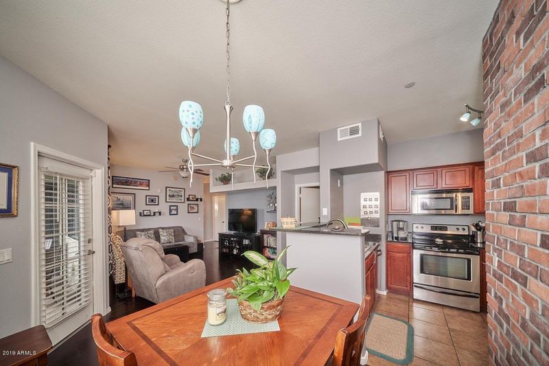 3302 N 7th St #144, Phoenix, AZ 85014